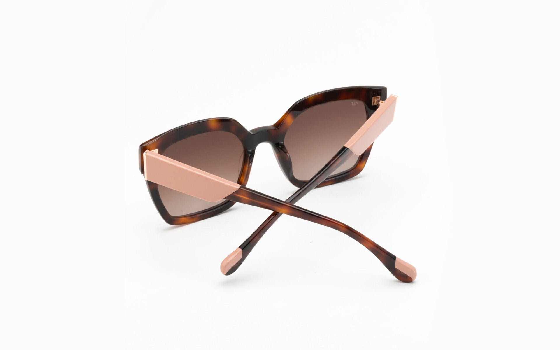 WOODYS ROMEE 01